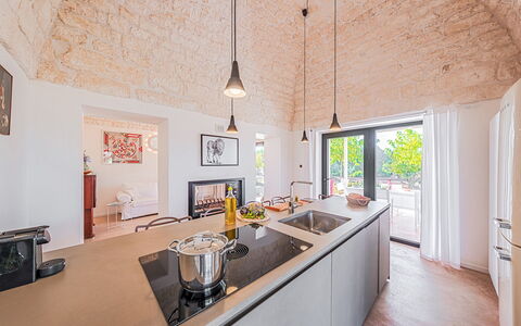 Borgo Dell'Agrumeto 8: Keuken, Interieur Ontwerp, Flooring, Countertop, Plafond, Lichte Inrichting, Verdieping, Verlichting, Meubilair, Toestel Van De Keuken