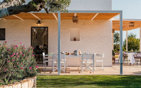 Borgo Dell'Agrumeto 8: Meubilair, Buitenmeubels, Stoel, Tafel, Buitentafel, Keuken En Eettafel, Schaduw, Veranda, Patio, Outdoor Structuur