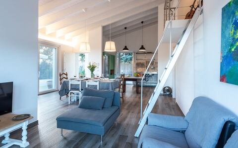 Dimora Campo delle Mura 4+2: Meubilair, Interieur Ontwerp, Hout, Flooring, Stoel, Bankstel, Plafond, Verdieping, Tafel, Woonkamer