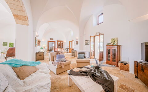 Masseria Samali 14+4: Meubilair, Interieur Ontwerp, Flooring, Plafond, Verlichting, Verdieping, Kamer, Appartement, Stoel, Woonkamer