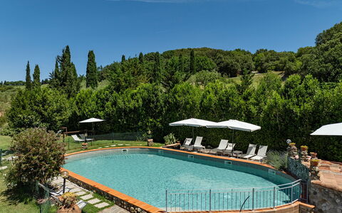 Il Pratone 12: Zwembad, Toevlucht, Eco Hotel, Tuin, Schaduw, Buitenmeubels, Landscaping, Landgoed, Hacienda, Thermae