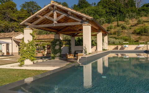 Villa Dianella 8+2: Zwembad, Toevlucht, Outdoor Structuur, Schaduw, Landgoed, Eco Hotel, Landscaping, Waterpartij, Villa, Pergola