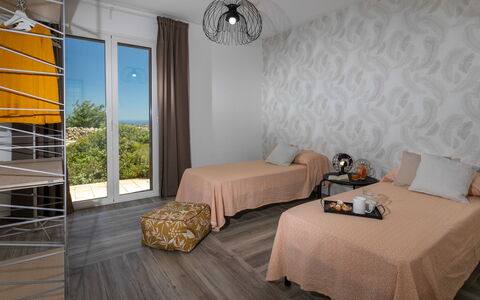 Dimora degli Ulivi 10: Meubilair, Interieur Ontwerp, Hout, Slaapkamer, Verdieping, Flooring, Linens, Textiel, Bed, Laken