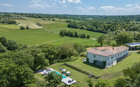 Villa a Casa di Giovanni 12: Landschap, Grasland, Plain, Land Lot, Landgoed, Weide, Gazon, Pasture, Plantage, Boerderij