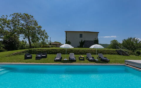 Villa a Casa di Giovanni 12: Blauw, Zwembad, Landgoed, Buitenmeubels, Gazon, Tuin, Landscaping, Werf, Villa, Hacienda