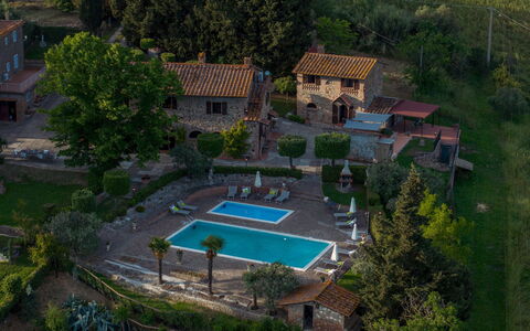 Villa Loredana 12: Zwembad, Landgoed, Menselijke Nederzetting, Toevlucht, Hacienda, Eco Hotel, Villa, Landscaping, Voedsel, Hotel