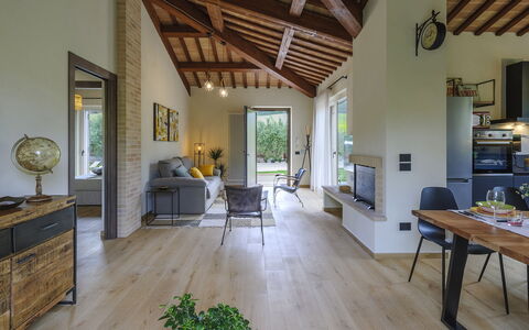 Villino le Moie 4+2: Meubilair, Interieur Ontwerp, Flooring, Hout, Bankstel, Plafond, Huis, Woonkamer, Stoel, Verdieping