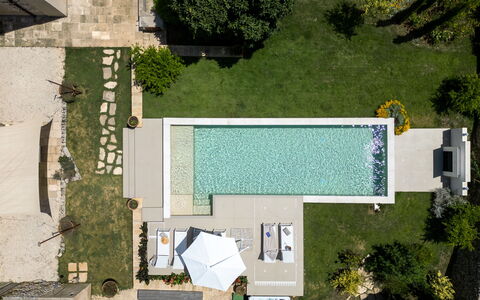 Masseria Muto 6: Zwembad, Samengesteld Materiaal, Toevlucht, Tuin, Waterpartij, Landscaping, Backyard, Flagstone, Vrije Tijd, Schaduw