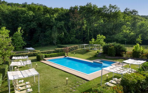 Valleverde 28+2: Zwembad, Toevlucht, Vrije Tijd, Eco Hotel, Tuin, Buitenmeubels, Ligstoel, Landscaping, Schaduw, Thermae
