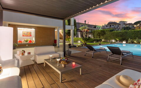 Villa Tiberio 6+2: Interieur Ontwerp, Meubilair, Toevlucht, Huis, Zwembad, Appartement, Eco Hotel, Kamerplant, Bloempot, Schaduw