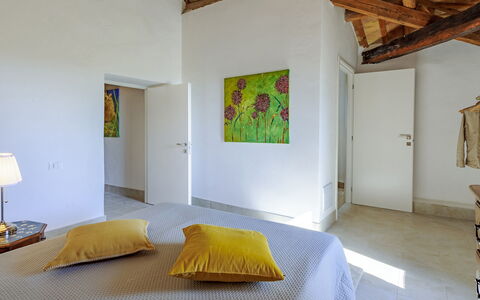 Villa Ardente 12+1: Interieur Ontwerp, Muur, Flooring, Verdieping, Hout, Slaapkamer, Meubilair, Plafond, Bed, Kamer