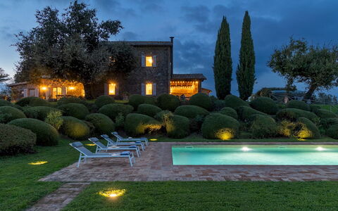 Villa dei Rosmarini 8: Zwembad, Struik, Tuin, Land Lot, Landgoed, Landscaping, Haag, Gazon, Boerderij, Werf