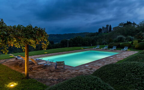 Villa dei Rosmarini 8: Zwembad, Natuurlijk Landschap, Landschap, Tuin, Landscaping, Waterpartij, Eco Hotel, Landgoed, Plantage, Hacienda