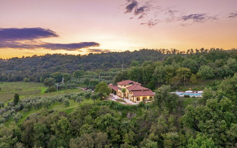 Tenuta Navelli 12+2: Natuurlijk Landschap, Landschap, Landelijk Gebied, Woud, Dorp, Landgoed, Eco Hotel, Bergdorp