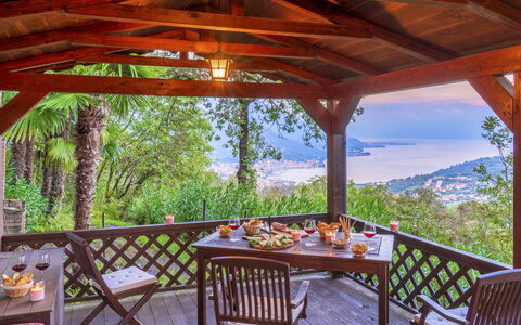 Tenuta Navelli 12+2: Toevlucht, Meubilair, Veranda, Eco Hotel, Stoel, Schaduw, Dek, Buitenmeubels, Beits, Buitentafel