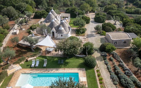 Trullo Luna 6+1: Tuin, Landgoed, Landscaping, Villa, Koepel, Boerderij