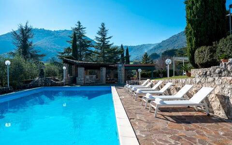 Tenuta Cavi 10: Heuvel, Zwembad, Bergketen, Heuvel Station, Toevlucht, Vallei, Eco Hotel, Ridge, Alpen