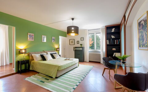 La Scuderia 8: Meubilair, Interieur Ontwerp, Muur, Flooring, Kamer, Bed, Verdieping, Plafond, Slaapkamer, Hout