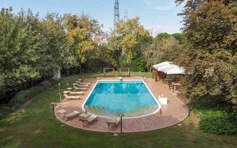 La Scuderia 8: Zwembad, Toevlucht, Schaduw, Thermae, Buitenmeubels, Eco Hotel, Vrije Tijd, Tuin, Hacienda, Landgoed