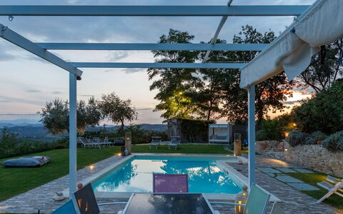 Casalina 8: Zwembad, Toevlucht, Schaduw, Outdoor Structuur, Eco Hotel, Buitenmeubels, Patio, Pergola, Tuin, Villa