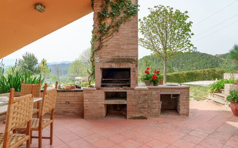 Villa Lia 10: Steen, Tuin, Beits, Stoel, Landscaping, Bloempot, Flagstone, Eco Hotel, Schaduw, Kamerplant
