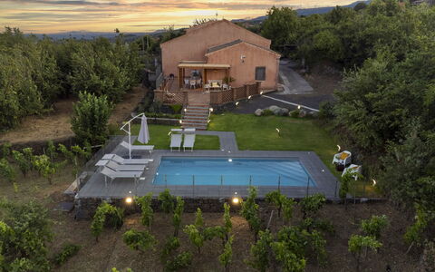 Vigne Dell'Etna 6: Zwembad, Toevlucht, Woongebied, Samengesteld Materiaal, Landgoed, Vrije Tijd, Eco Hotel, Backyard, Buitenmeubels, Tuin