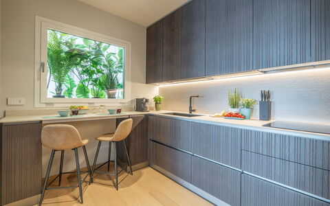 Dimora Mareblu 6: Keuken, Interieur Ontwerp, Countertop, Hout, Cabinetry, Flooring, Toestel Van De Keuken, Major Appliance, Huishoudapparatuur, Meubilair