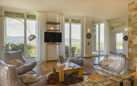 Brightline Villa 8