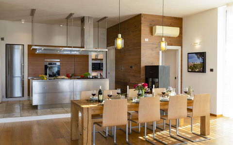 Brightline Villa 8
