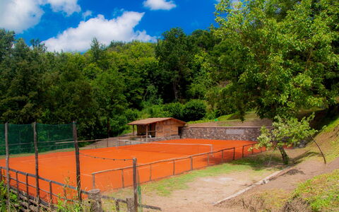 Villa Arbeio 8+6: Boom, Park, Netto