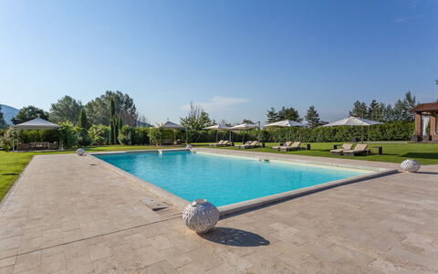 Villa Ginevra 12: Zwembad, Tuin, Toevlucht, Schaduw, Landscaping, Eco Hotel, Buitenmeubels, Gazon, Landgoed, Hacienda