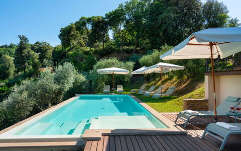 Villa Francesca 10: Zwembad, Toevlucht, Eco Hotel, Landgoed, Thermae, Tuin, Hacienda, Villa, Boerderij, Ligstoel