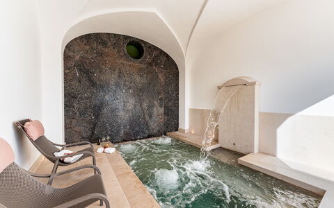 Villa Aristula 11: Bad, Loodgieterswerkinrichting, Jacuzzi, Hotel, Toevlucht, Zwembad