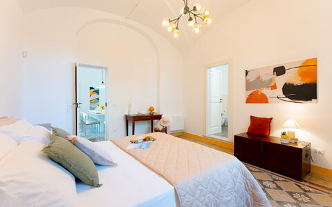 Villa Aristula 11: Meubilair, Interieur Ontwerp, Muur, Flooring, Verdieping, Plafond, Hout, Slaapkamer, Kamer, Bed