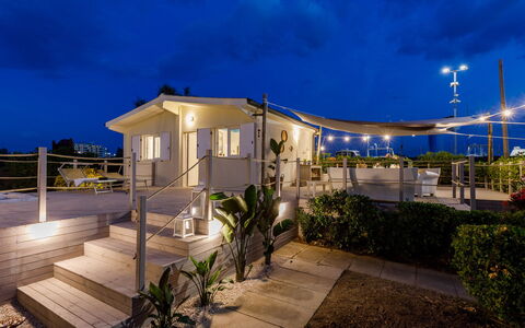 Casetta del Pescatore 4: Schaduw, Balkon, Dek, Outdoor Structuur, Villa, Hotel, Eco Hotel, Toevlucht, Kamerplant