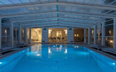 Villa la Perla Bianca 10: Zwembad, Toevlucht, Hotel, Ontwerp, Eco Hotel, Schaduw, Stoel, Thermae, Ligstoel, Buitenmeubels