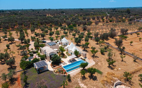 Trulli Fiori di Mandorlo 6: Zwembad, Toevlucht, Luchtfotografie, Eco Hotel