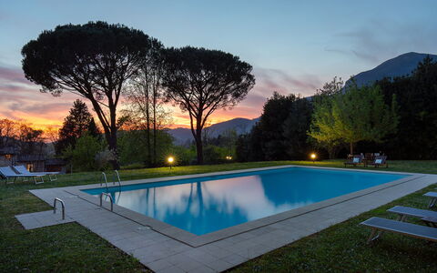Villa delle Silerchie 10: Zwembad, Toevlucht, Thermae, Vrije Tijd, Eco Hotel, Bergketen, Gazon, Buitenmeubels, Schaduw, Landscaping