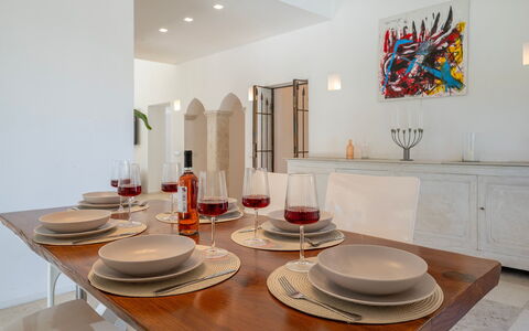 Villa Corte Sant'Anna 6+2: Meubilair, Interieur Ontwerp, Tafel, Keuken En Eettafel, Flooring, Tableware, Stoel, Eetkamer, Verlichting, Verdieping