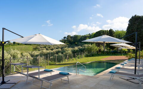 Il Poggione 10: Zwembad, Buitenmeubels, Ligstoel, Meubilair, Paraplu, Stoel, Toevlucht, Schaduw, Eco Hotel, Landscaping