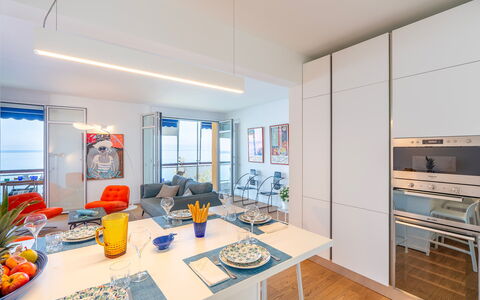 La Scogliera di Sori 5+1: Interieur Ontwerp, Flooring, Verdieping, Appartement, Meubilair, Plafond, Kamer, Huis, Keuken, Stoel