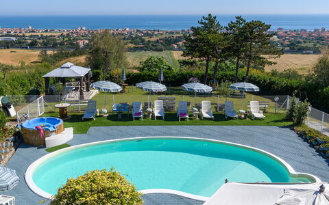 Villa Alma 8+2