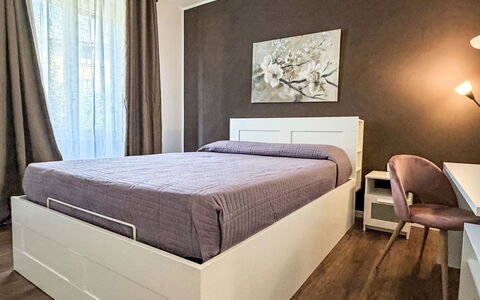 Genzianella Alpine Apartment: Landgoed, Landscaping, Villa, Haag, Balkon