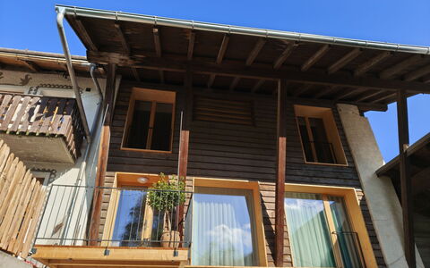 Ferienwohnung Schof: Hout, Balkon, Appartement, Beits, Hardwood, Schaduw, Plank, Veranda, Timmerhout, Multiplex