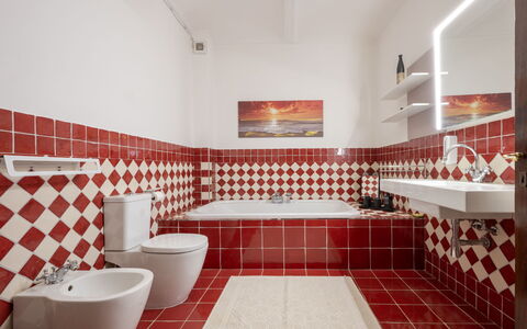 Jeeco: Flooring, Verdieping, Loodgieterswerkinrichting, Tegel, Badkamer, Wc Bril, Loodgieter, Toilet, Kraan