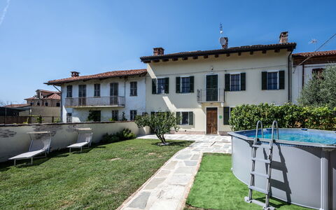 Jeeco: Woongebied, Huis, Huis, Landgoed, Gazon, Werf, Villa, Binnenplaats, Balkon, Backyard