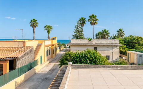 Villa Franca: Blauw, Schaduw, Tropen, Balkon, Hotel