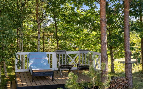 Florida - from the Sea: Lucht, Meubilair, Hout, Buitenmeubels, Tafel, Stoel, Wolk, Buitentafel, Hardwood, Plank