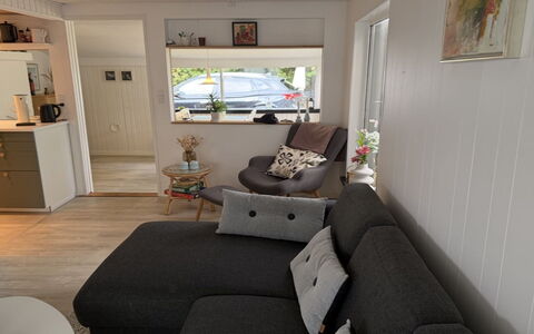Eike - from the Sea: Meubilair, Bankstel, Flooring, Interieur Ontwerp, Verdieping, Woonkamer, Appartement, Kamer, Huis