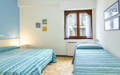 Nautilus: Interieur Ontwerp, Verdieping, Plafond, Appartement, Slaapkamer, Kamer, Flooring, Bed, Fotolijst, Laken